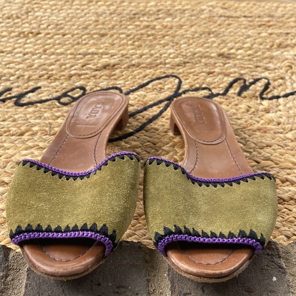 Prada Green Sandals - Picture 2 of 9